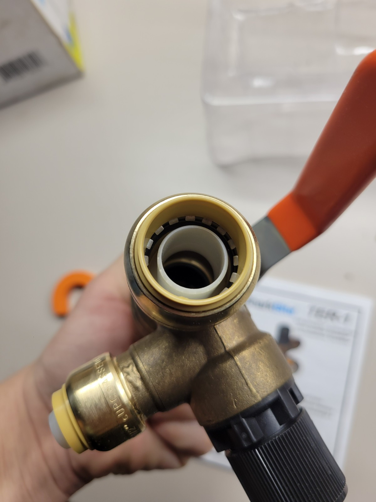 SharkBite 3/4″ Brass Thermal Expansion Relief Valve 25704LF