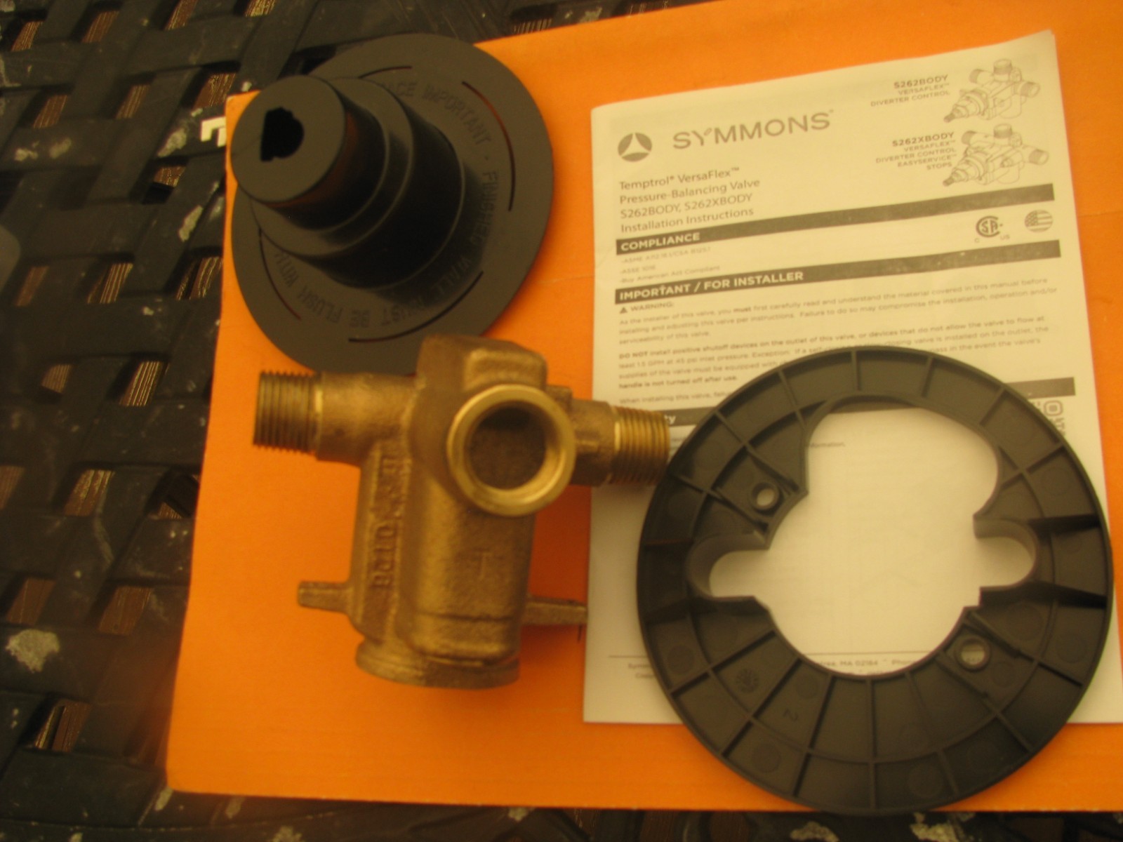 Brand New – Symmons S262 Temptrol Brass Shower Body- No Pressure Valve