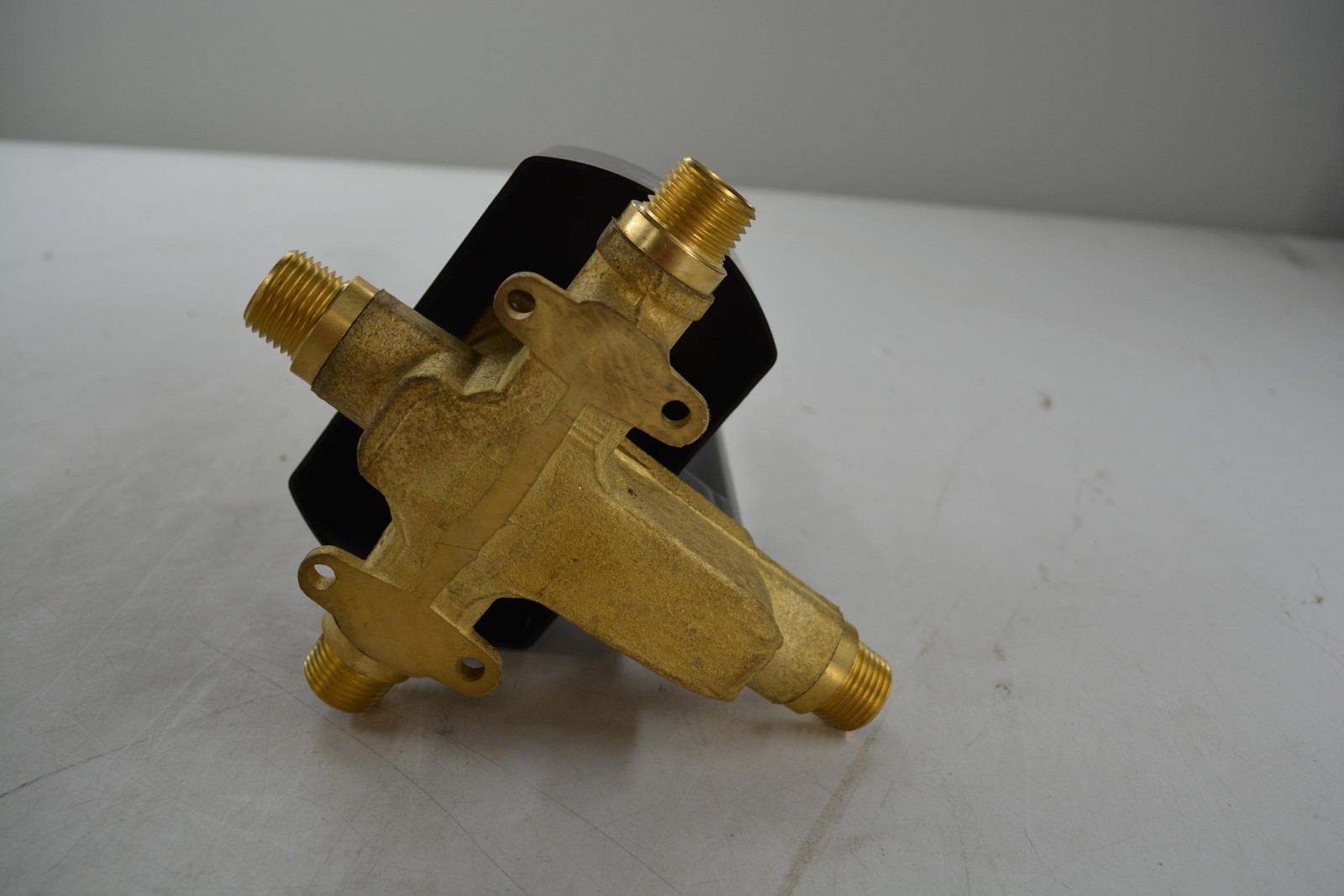 Newport Brass 1-685 Shower Mixing Valve ASM BP T/S Brass 0.5-1.0 In Inlet Tee
