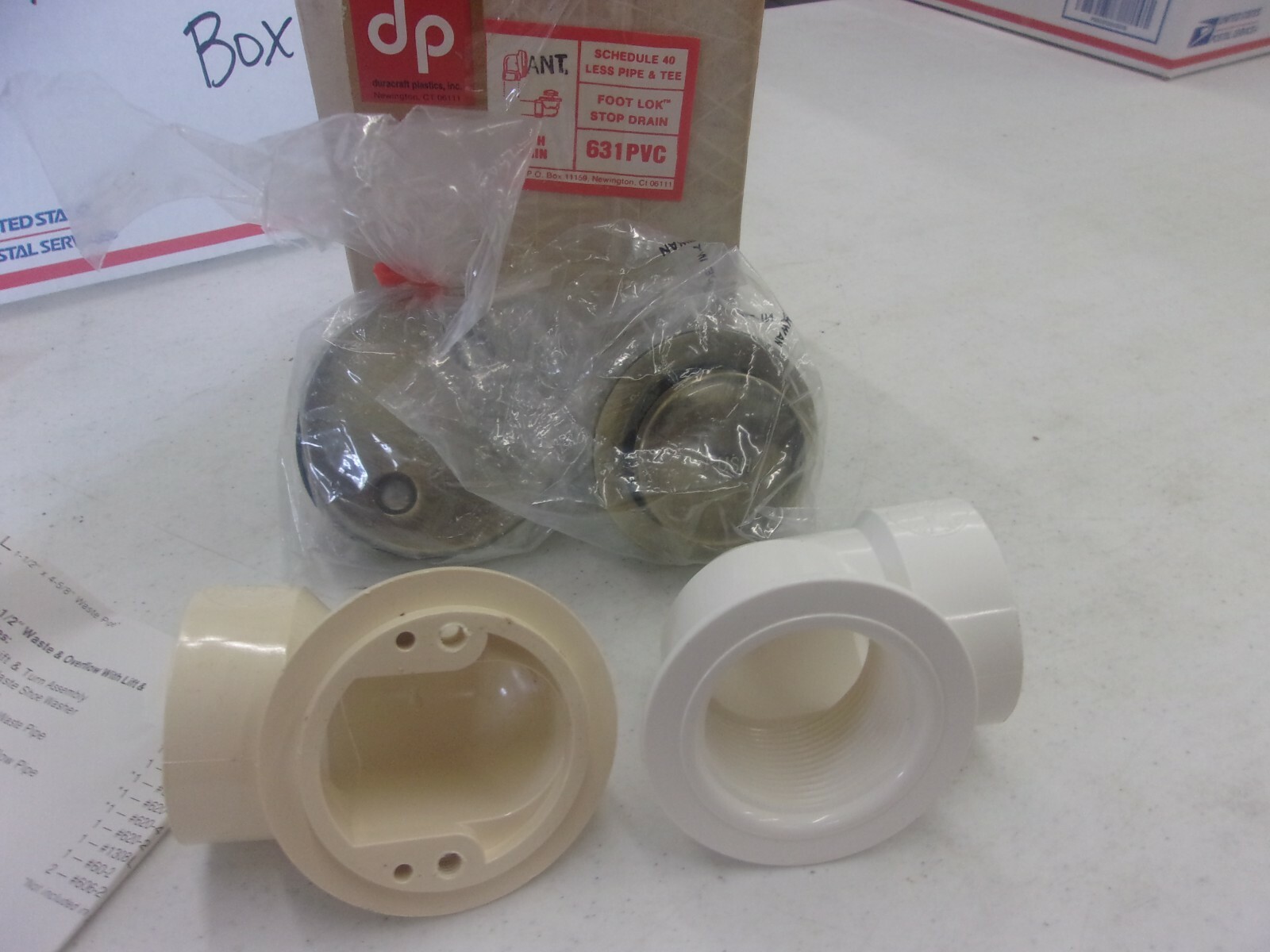 DURACRAFT SC 40 – PVC – Bathtub Drain Stopper Foot Lok Stop 631PVC ANTIQUE BRASS