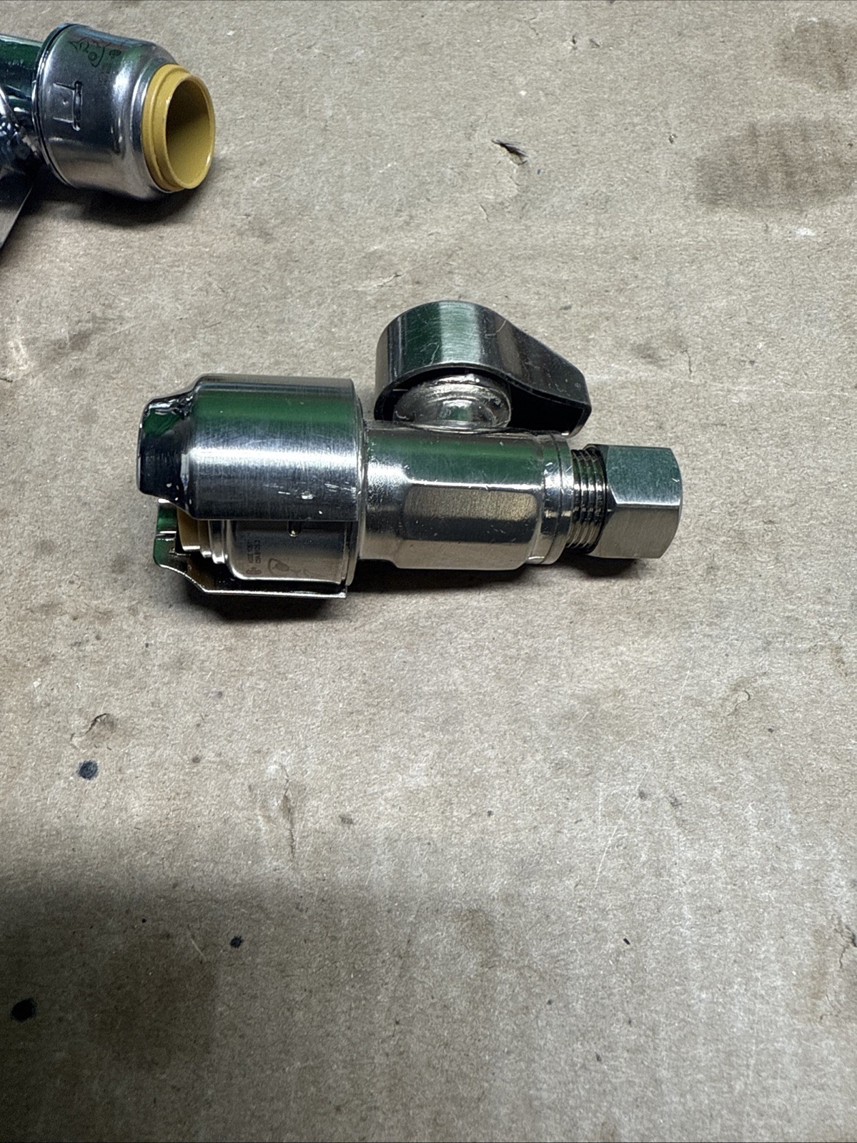 SharkBite Max 1/2” Angle Stops LOT OF ASSORTED STOPS READ DISCRIPTION