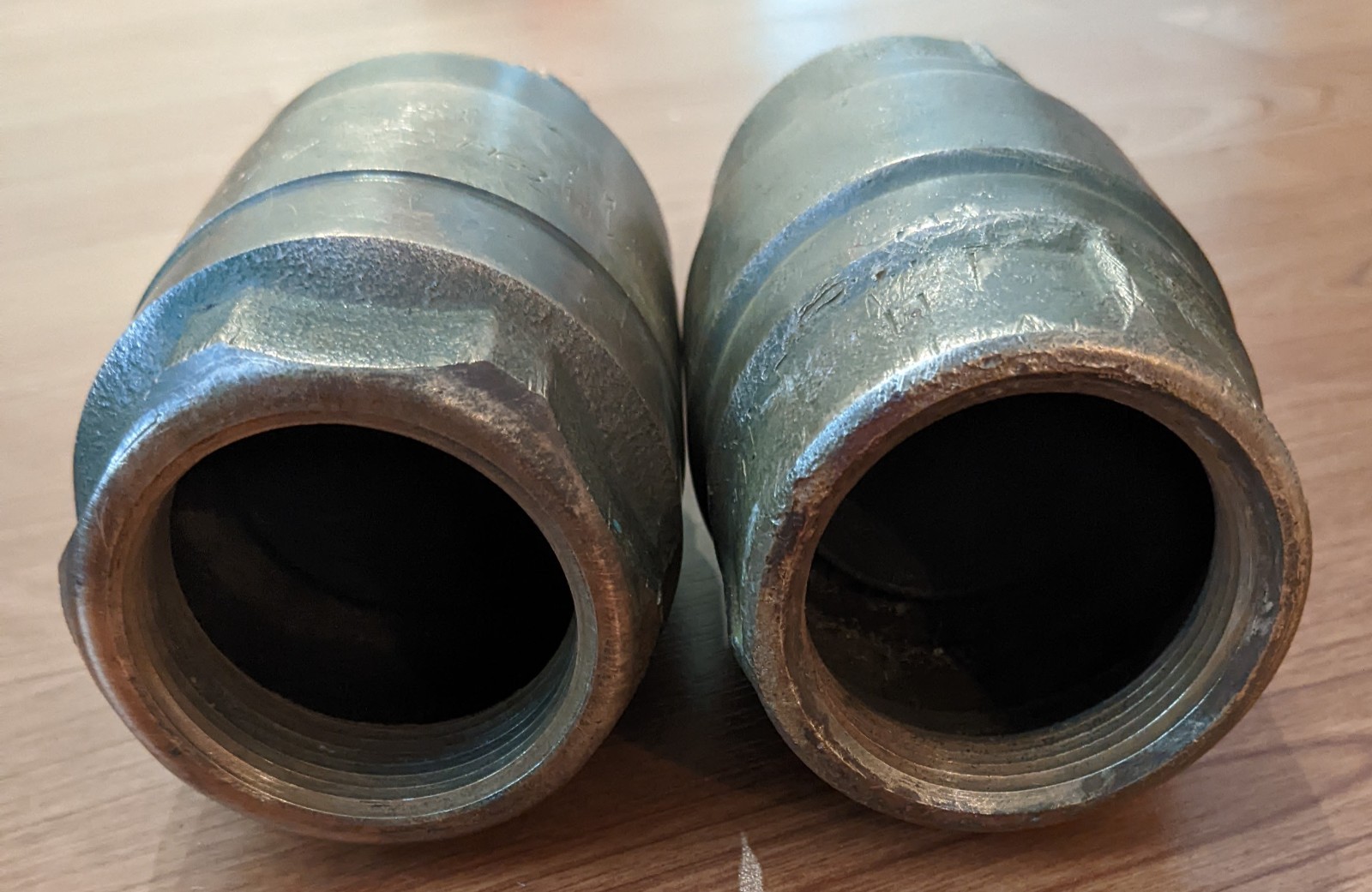 2 Qty Lot STRATAFLO 1-1/2 inch 1.5″ NPT Cast Bronze CHECK VALVE No. 300 400LBS