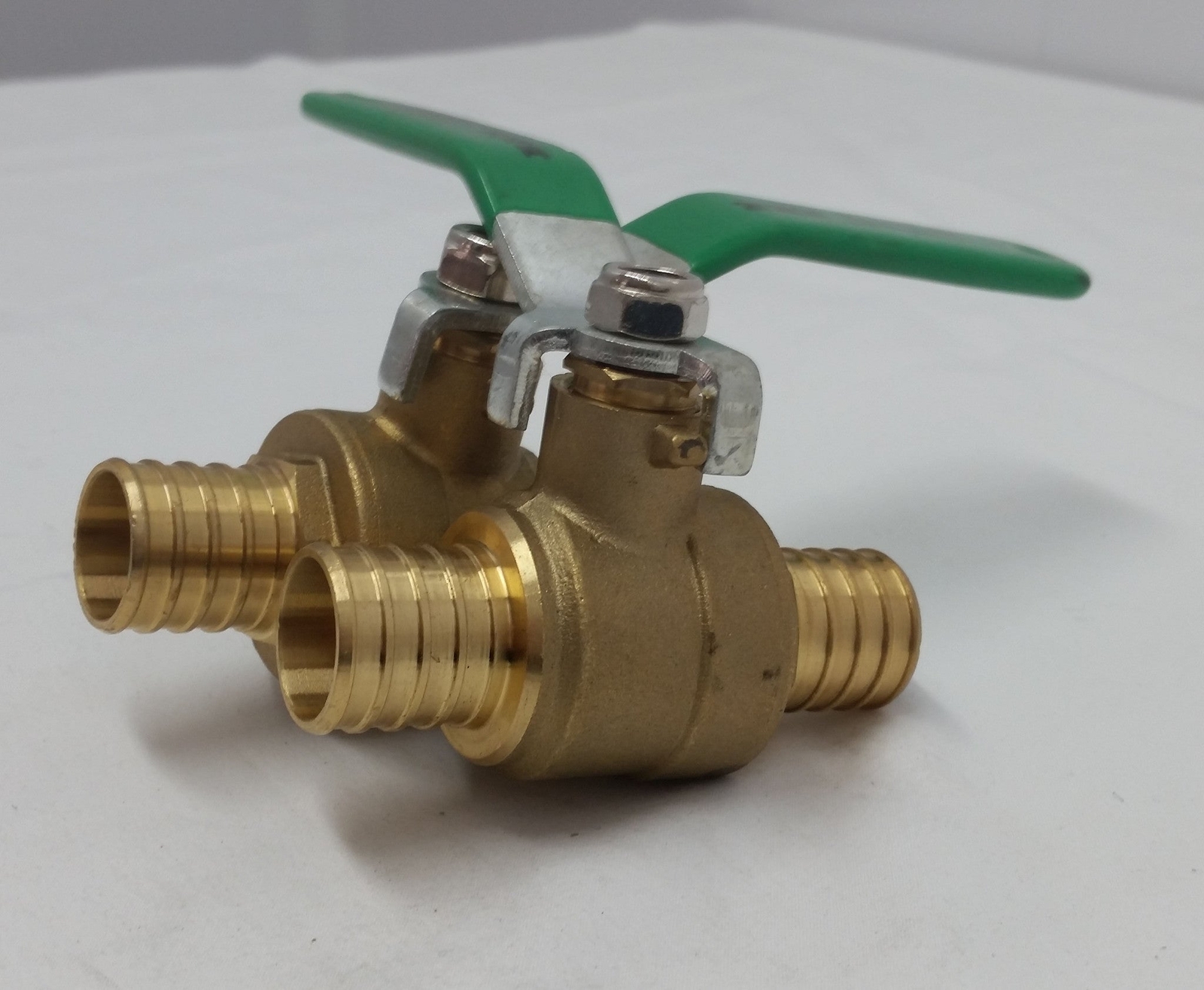1 1/4″ Pex x 1 1/4″ Pex Ball Valve- Box of 4