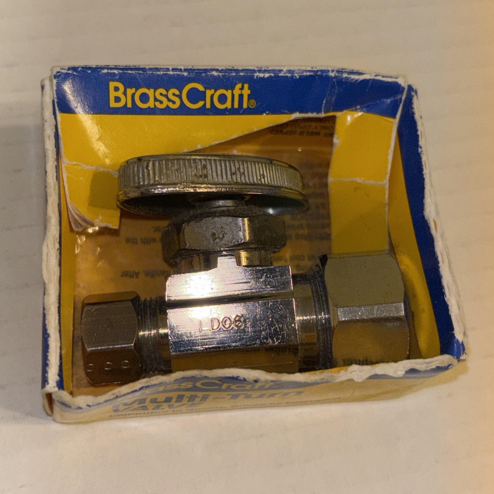 Brass Craft Multi-Turn Straight Valve 1/2″ Nom Comp Inlet x 3/8″ Outlet OCR14C1
