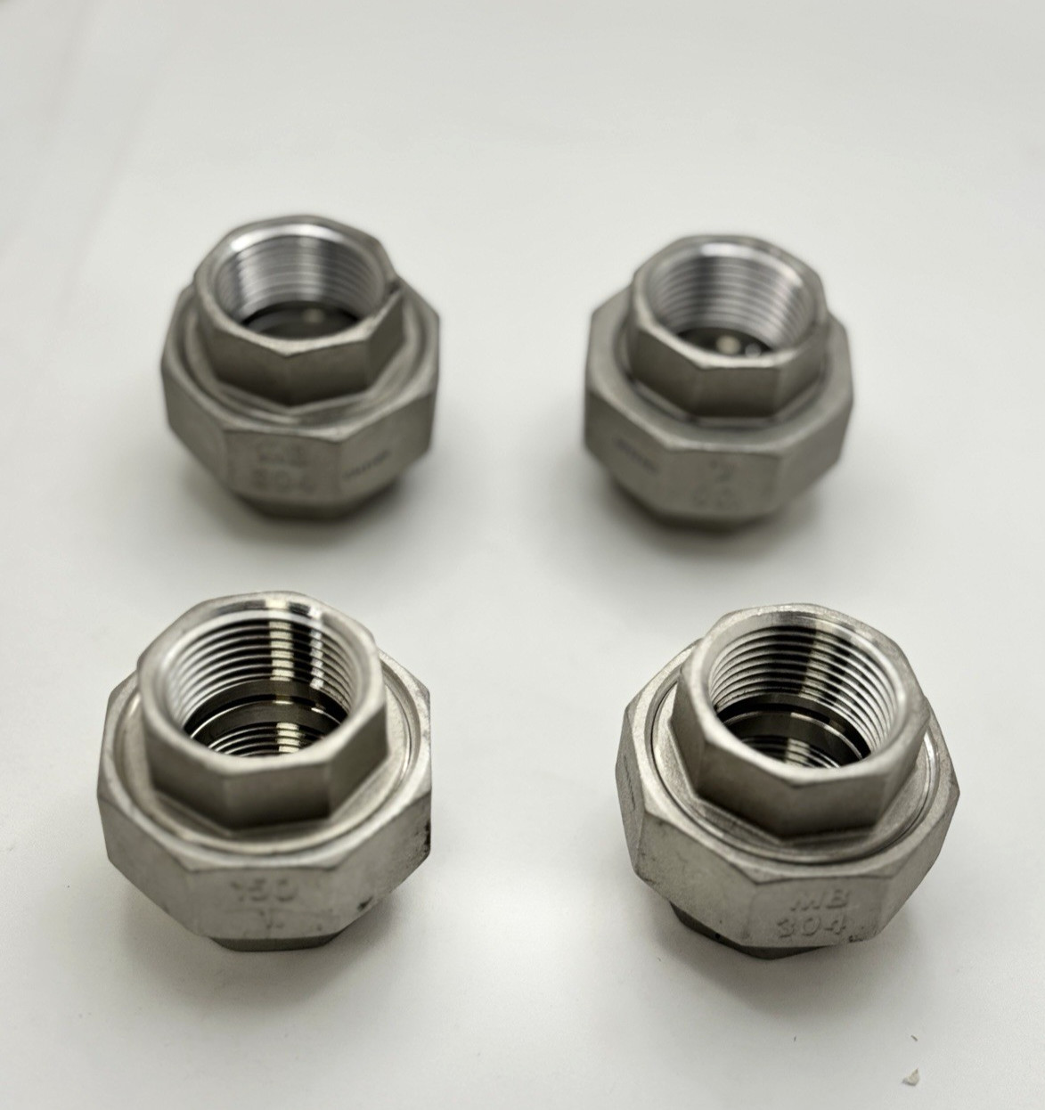4-Pk 1″ Union 304 Stainless Steel FNPT Class 150 300 PSI