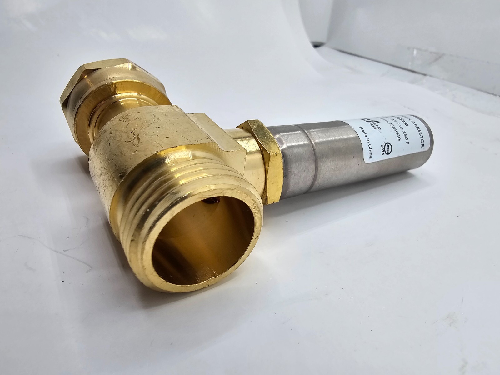 Water Hammer Arrestor 3/4″ AA Size 33F to 180F 250 PSIG Max Pressure