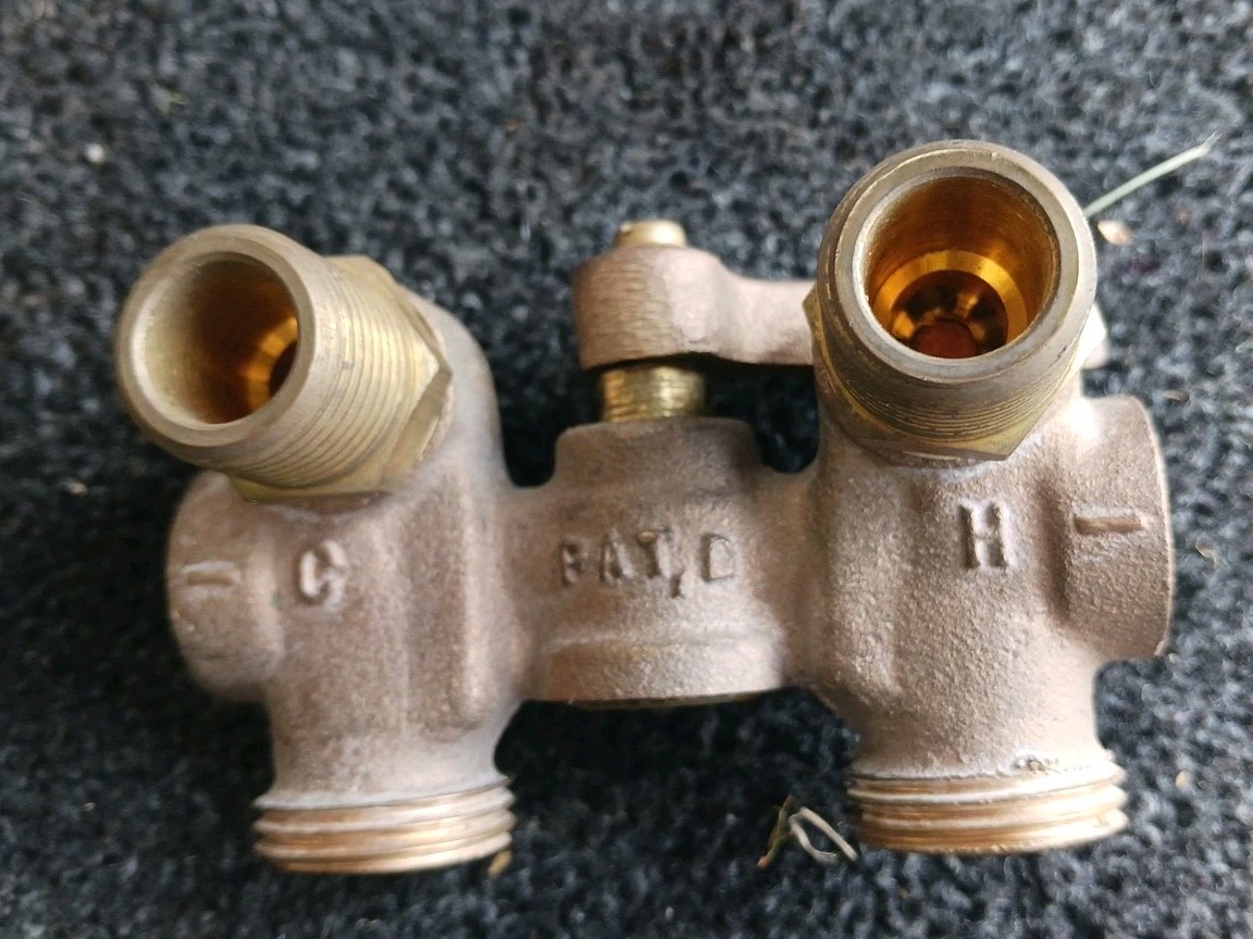 Symmons W-400 Duplex Protector VALVE Washing Machine Valve Brass NOS