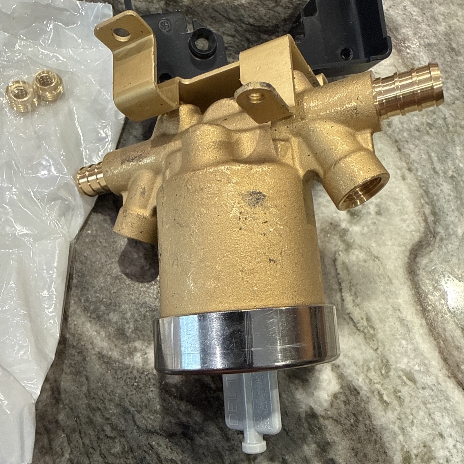 4-Port Tub and Shower Rough-In Valve Body Compatible with Delta R10000-UNWS 1/2