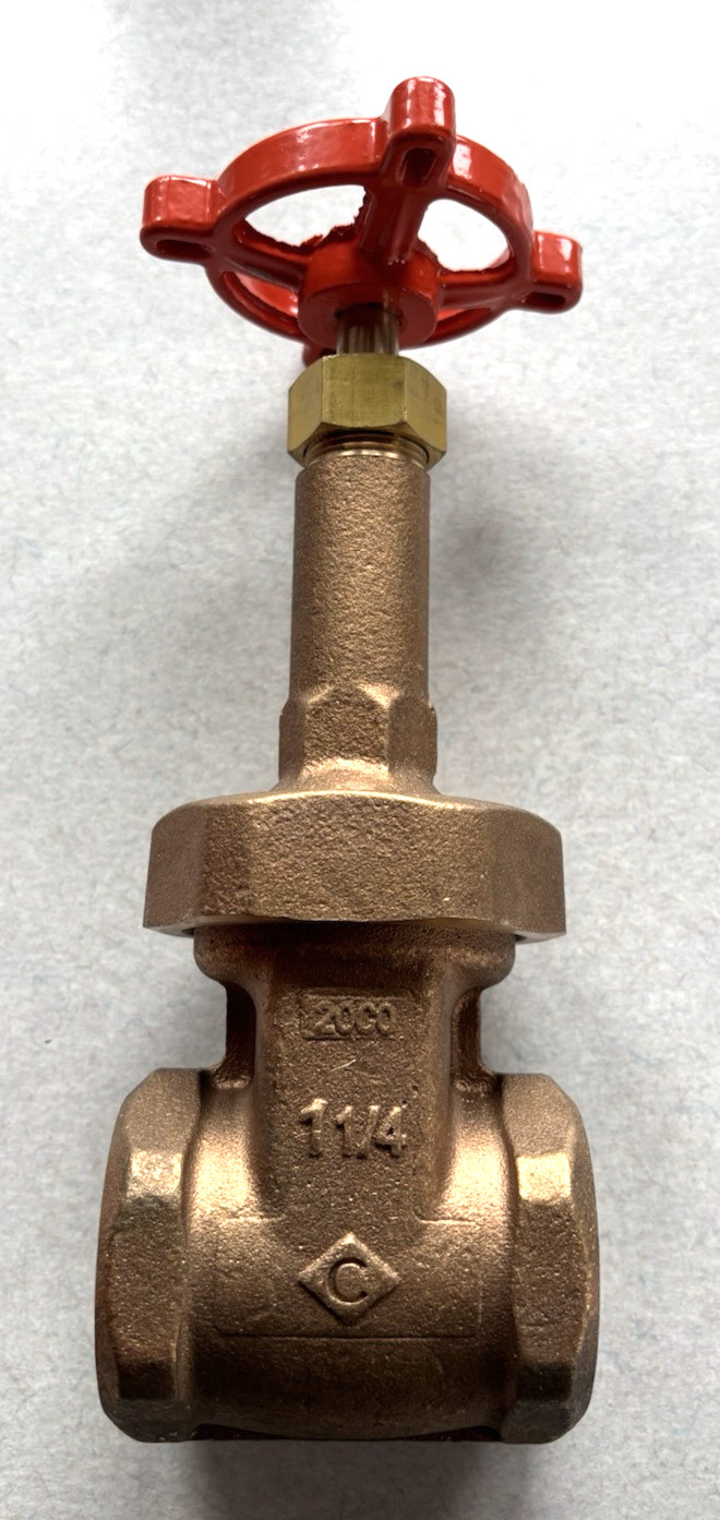STOCKHAM B-120 1-1/4″ GATE VALVE, 150SWP, 300 CWP, BRASS BODY, THREADED