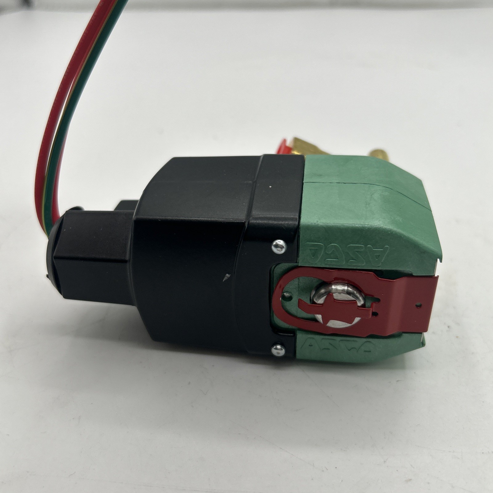 REDHAT 8262R208 Solenoid Valve,Brass See Pics 30 Day Warranty