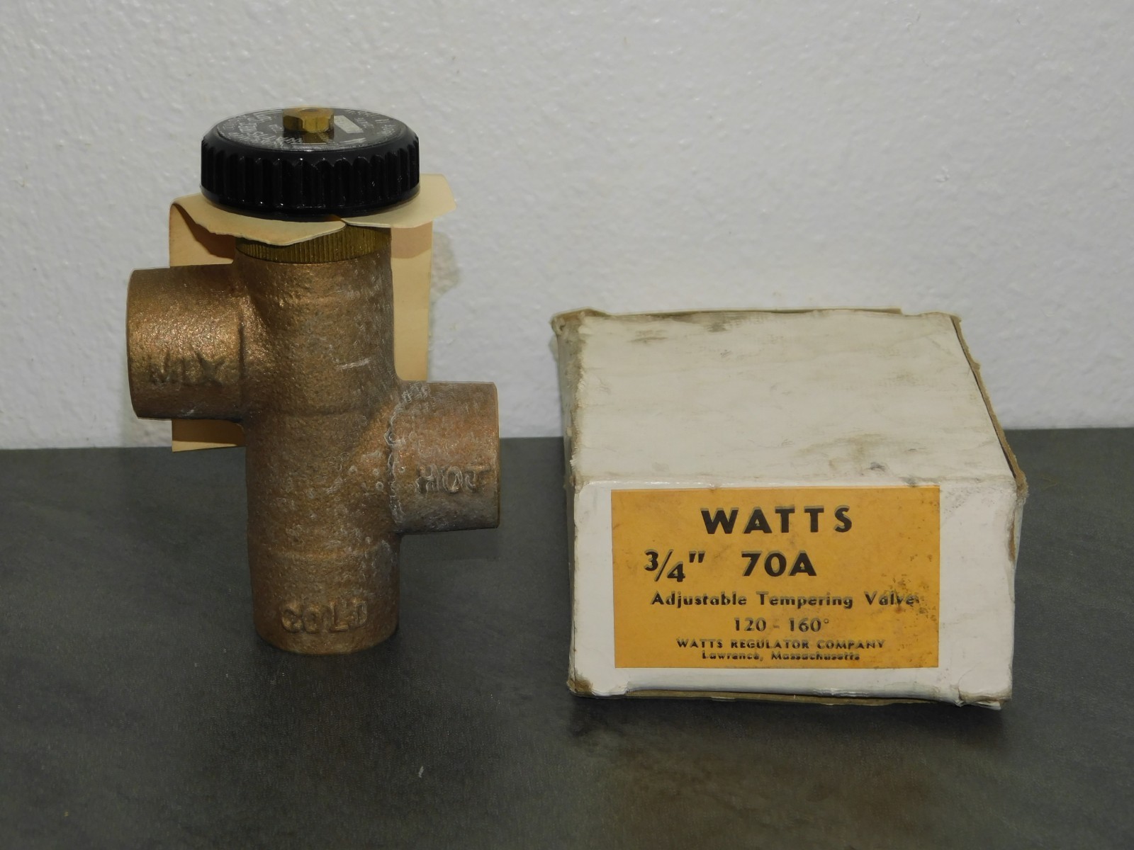 Watts Hot Water Extender Tempering Valve 70A 3/4 Sweat New Old Stock Open Box