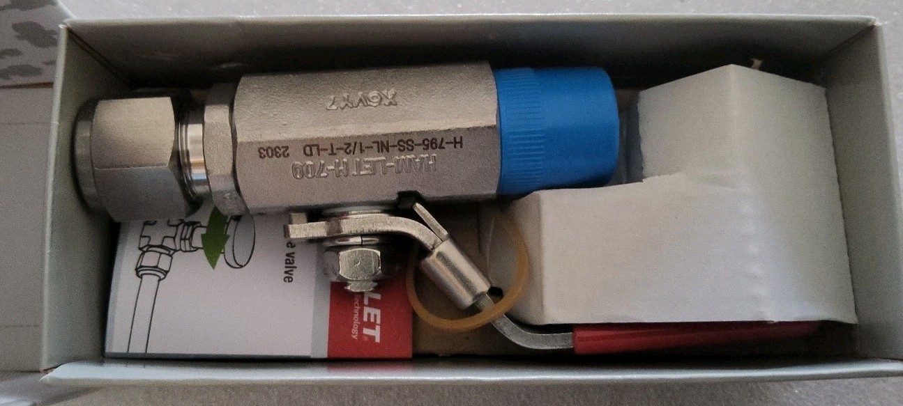 HAM-LET H-795-SS-NL-1/2 x 1/2-T-LD Manual 2-Way Ball Valve,NPT,316 SS