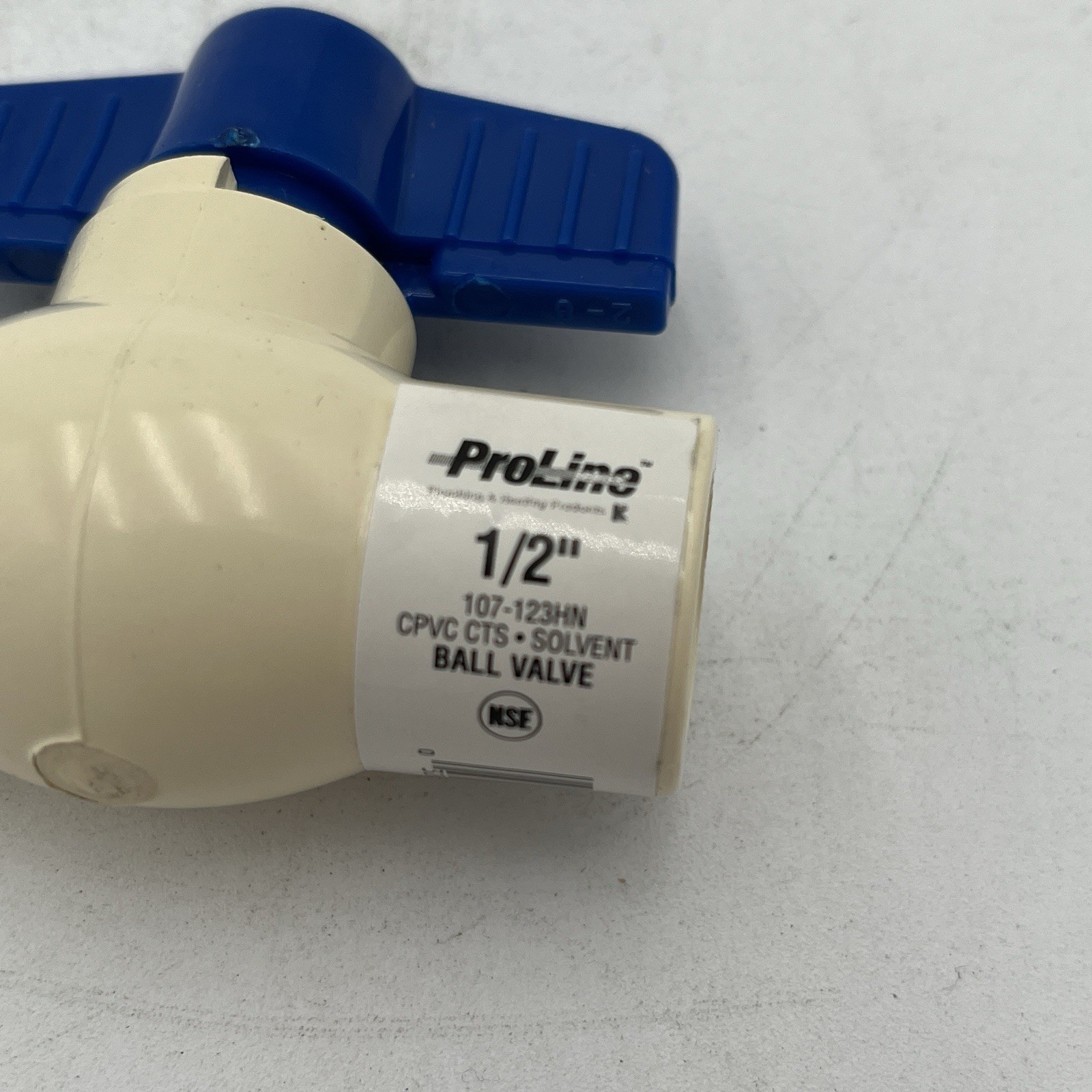 BRAND NEW!! Pack of 2 Pro-Line 1/2″ CPVC Ball Valve Solvent #262 – 107-123HN