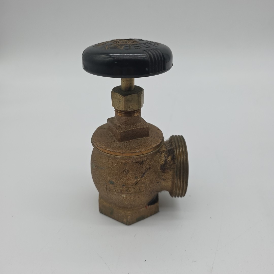 LEGEND 1-1/4in Angle Radiator Valve Used Brass