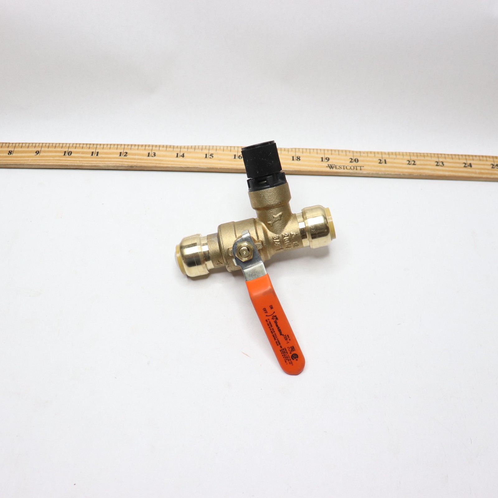 SharkBite 3/4 in. Brass Thermal Expansion Relief Valve