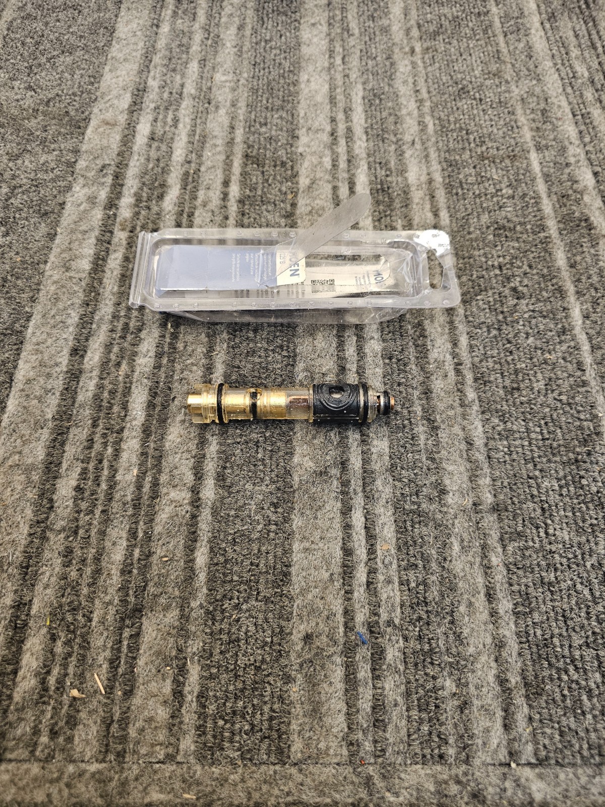 Moen 1225B: Single Handle Faucet Replacement Cartridge