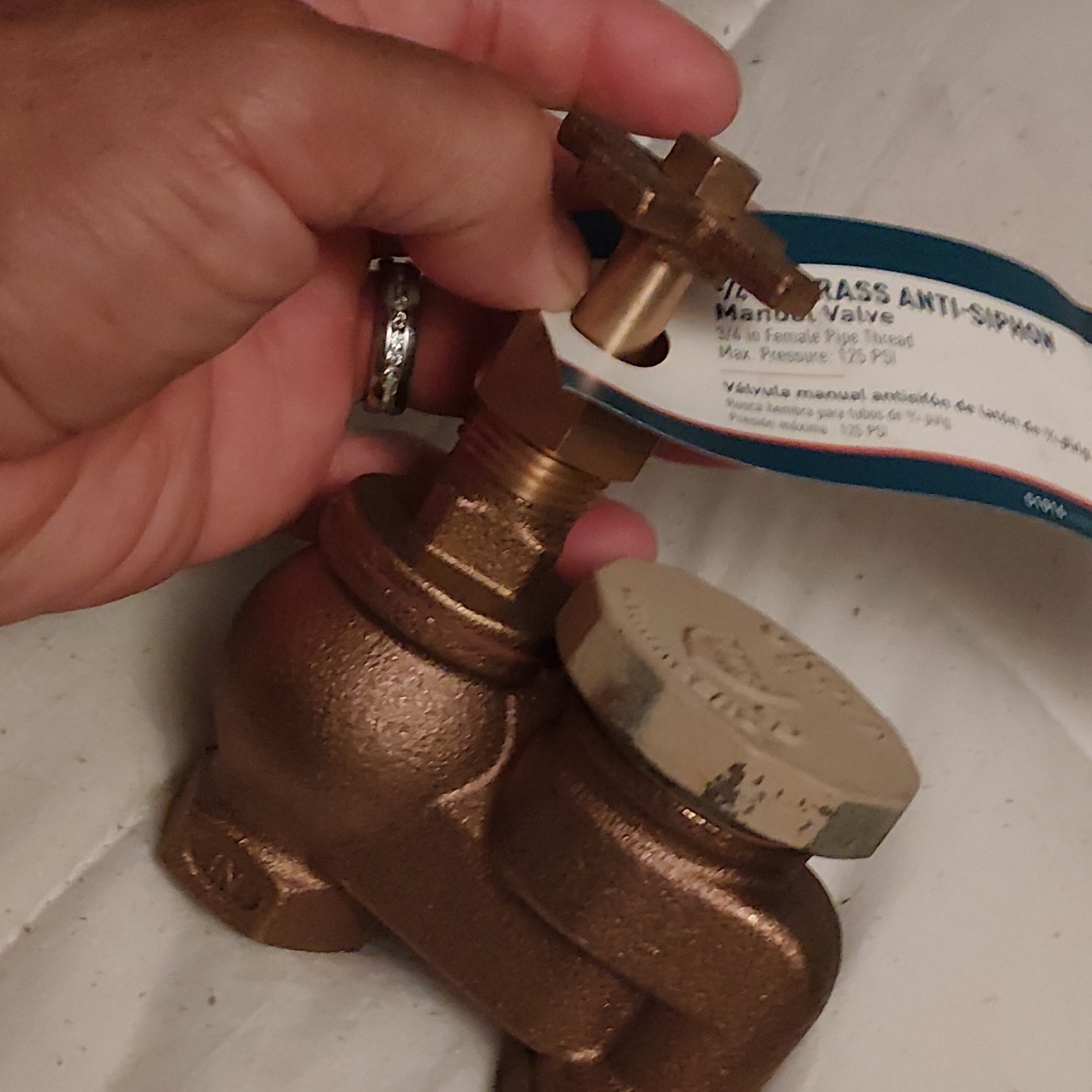 3/4″ Brass Anti-Siphon manual Valve, never used.