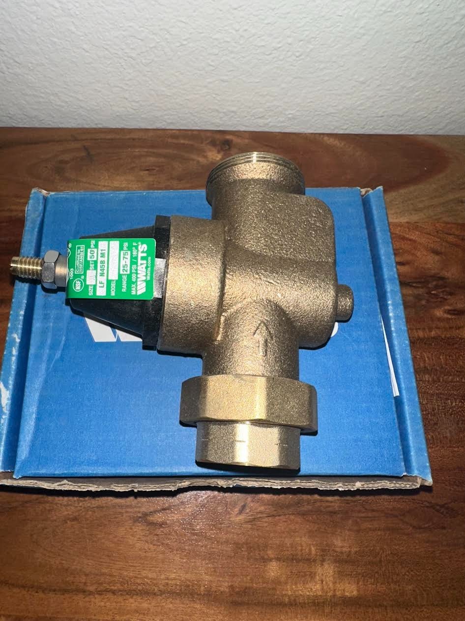 Watts 1 in. Lead-Free Brass FPT x FPT Pressure Reducing Valve LFN45BU1 M1-1