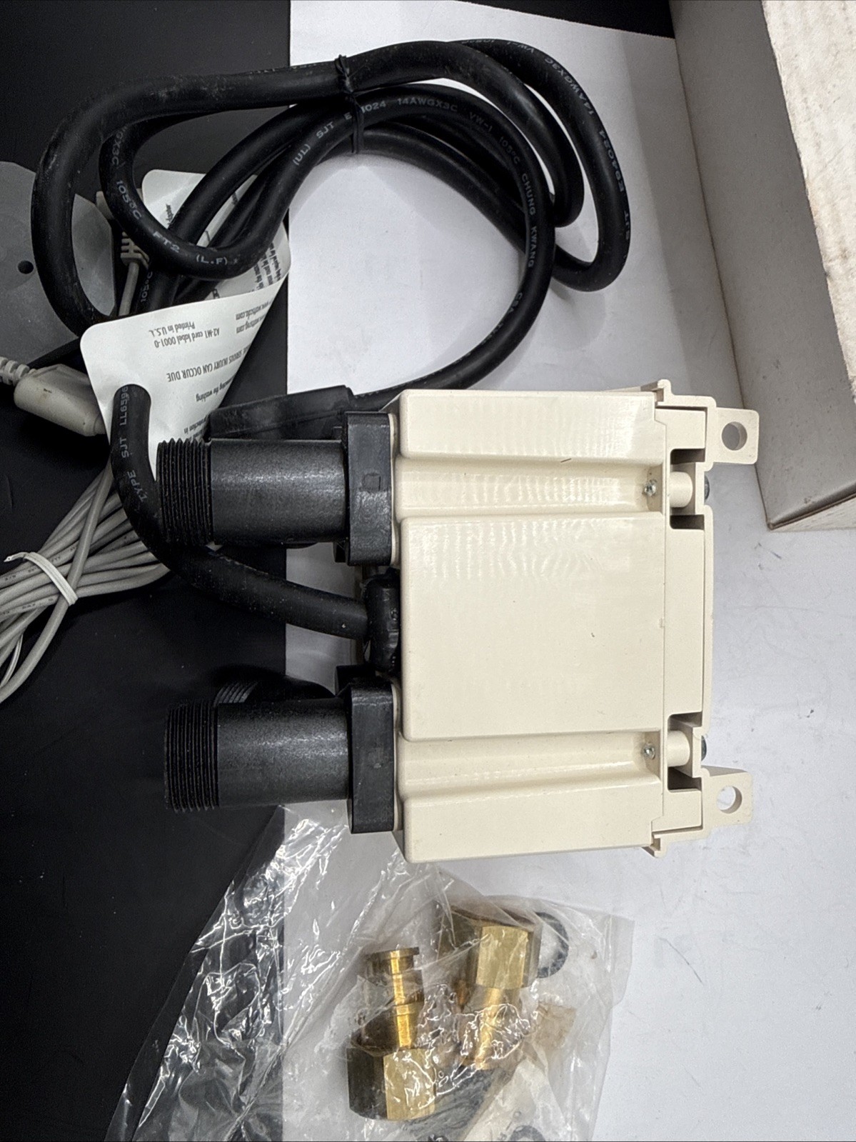 ~ MAIN UNIT ONLY ~ Watts A2C-M1 1/2 IntelliFlow Washing Machine Shut Off Valve