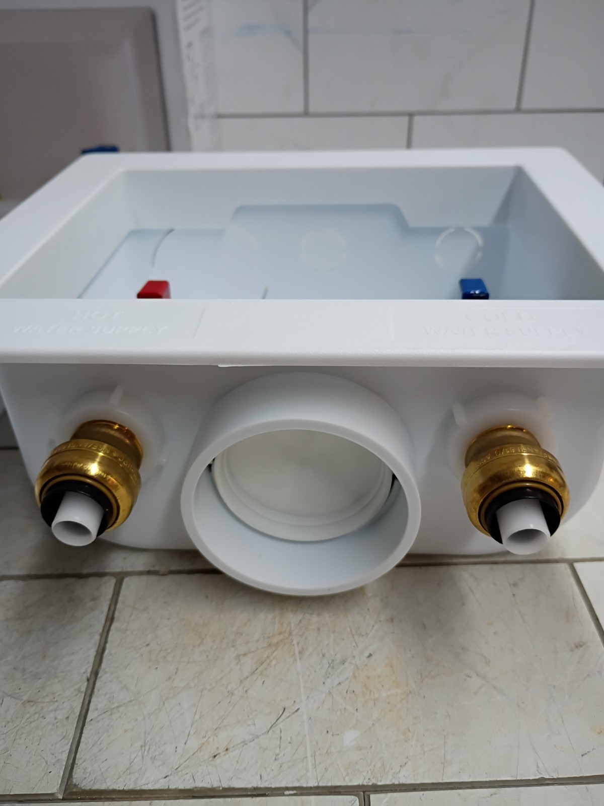 Tectite 1/2″ Brass PTC Washing Machine Outlet Box, Model# FSBBOXWM Open Box