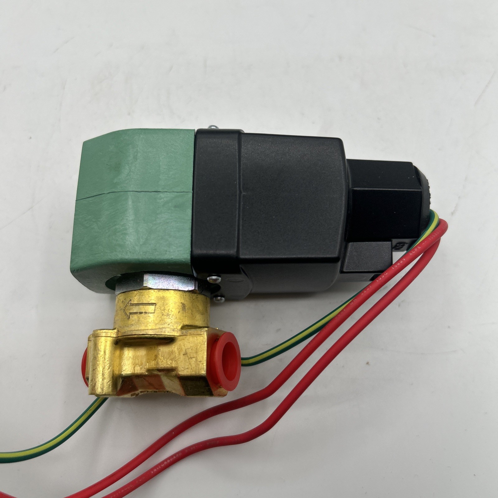 REDHAT 8262R208 Solenoid Valve,Brass See Pics 30 Day Warranty