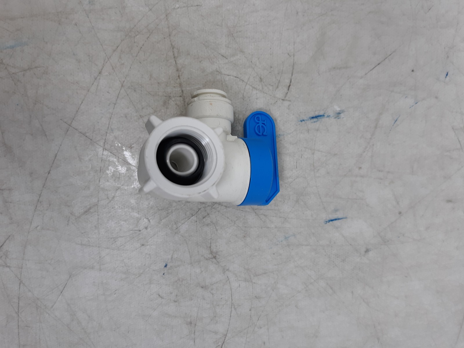 JG John Guest PPMF Push-Fit Angle Stop Valve 1/4″ OD x 3/8″ Compression