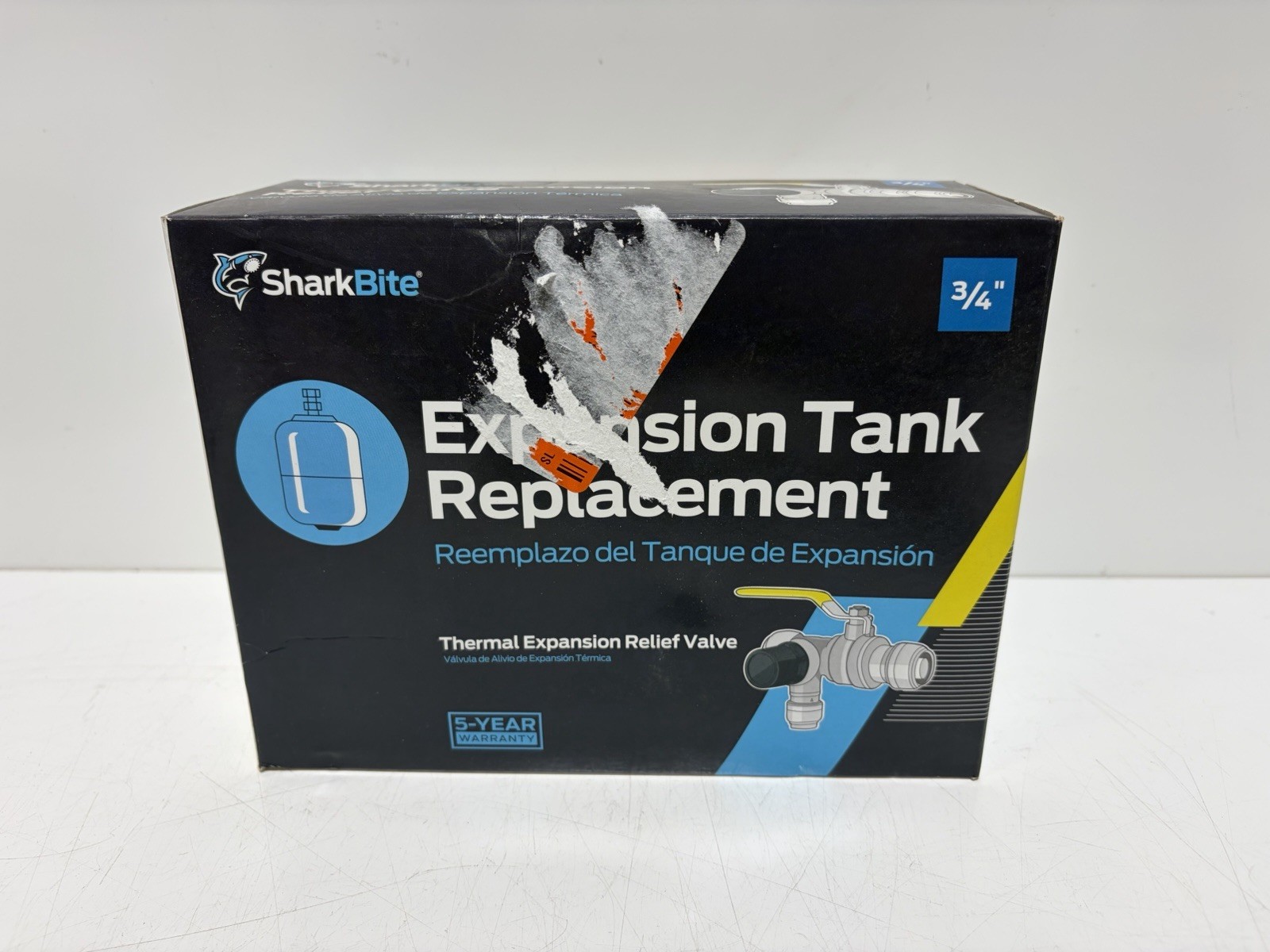 SharkBite 25704LF 3/4 in. Brass Thermal Expansion Relief Valve New Shut Off