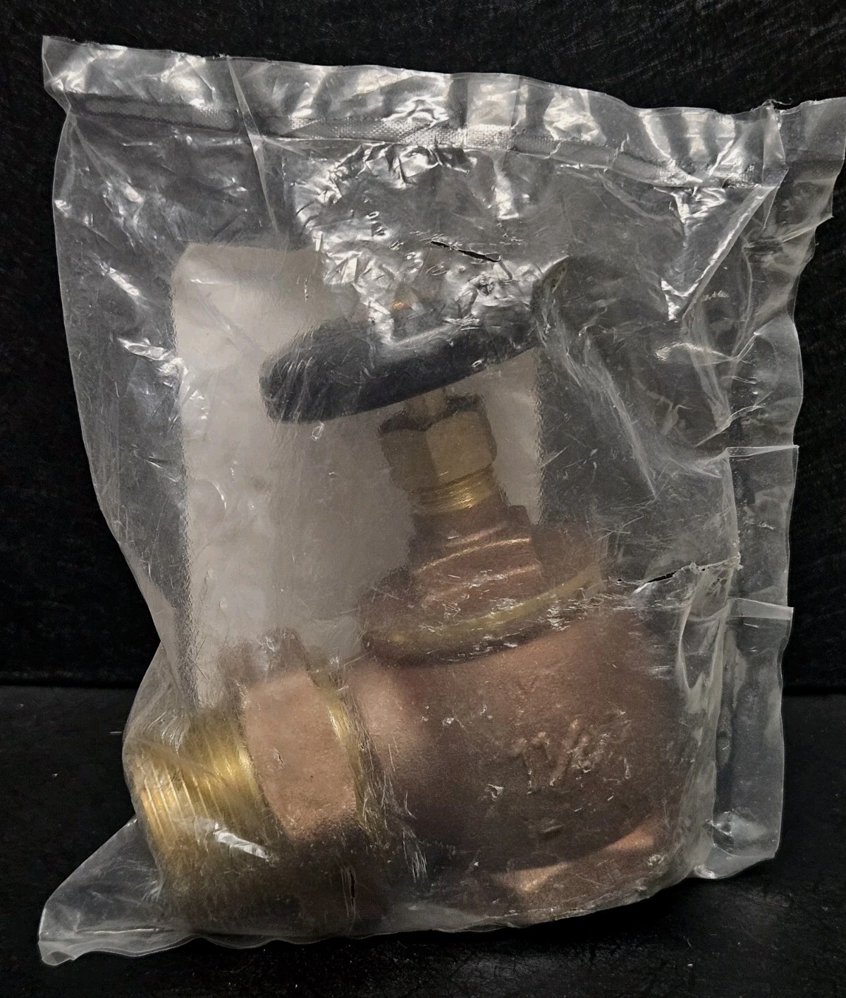Everflow 1 1/4 Inch Angle Radiator Valve #48142