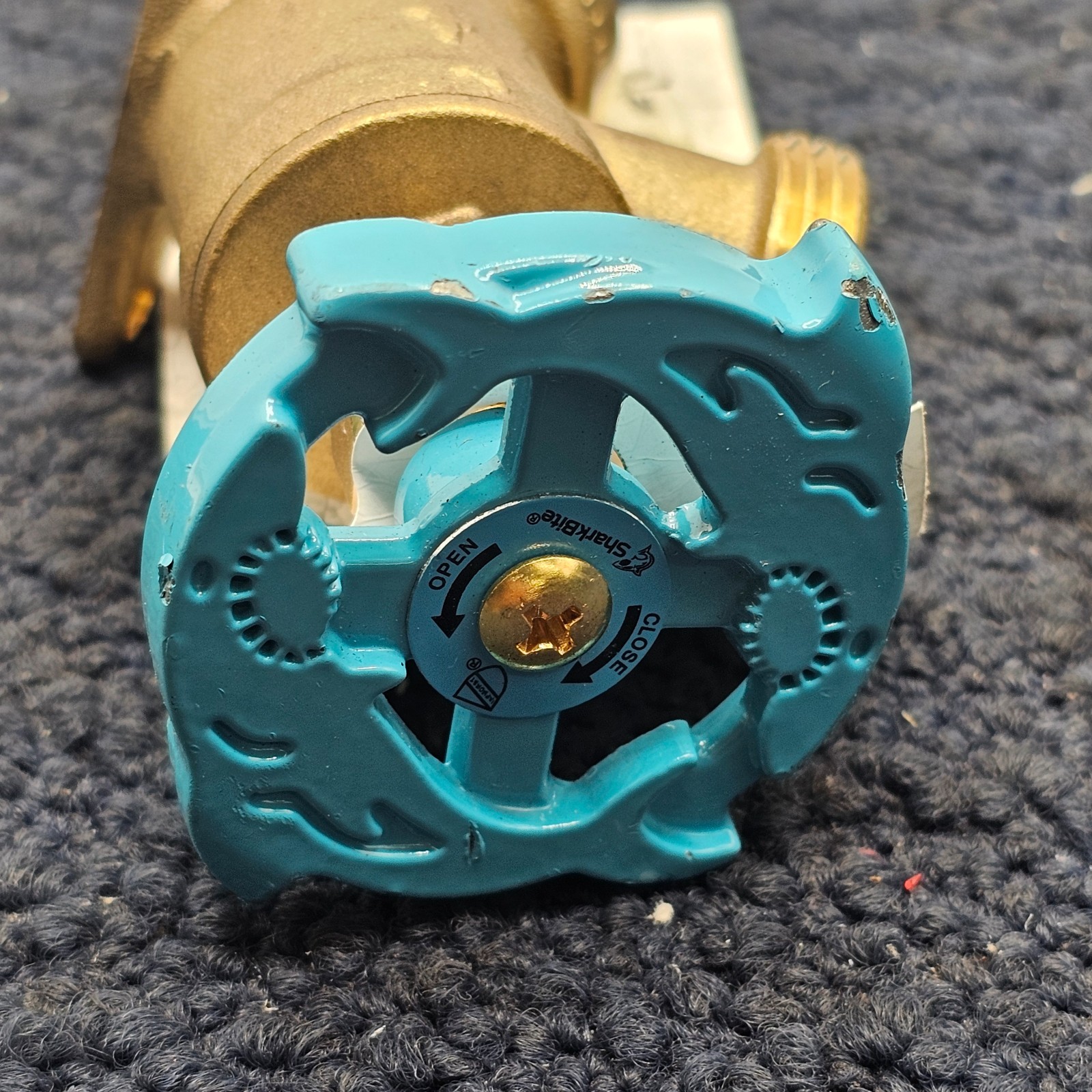 SharkBite 24623LF: 3/4 in. x 3/4 in. MHT Multi-Turn Shut-Off Garden Valve