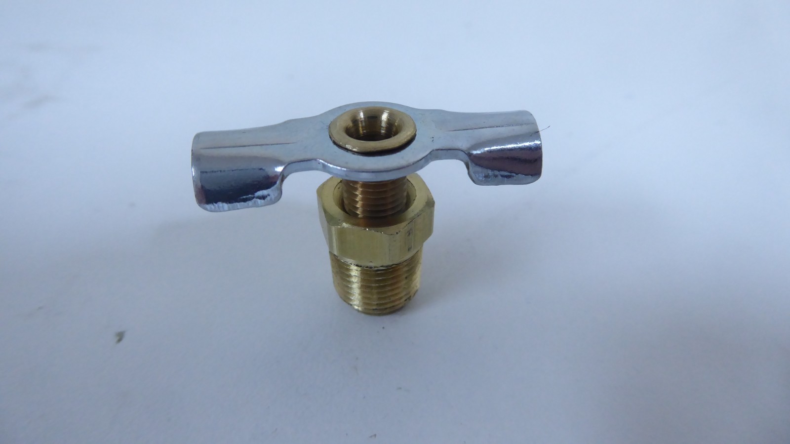 Kaddis 300-A Brass Petcock Drain Valve 1/8″ Pipe Threat 3/16 Flow Pack of 10
