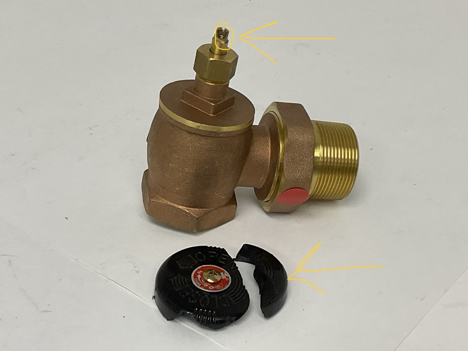 1-1/2″ (FIP x Male Union) Steam Angle Radiator Valve