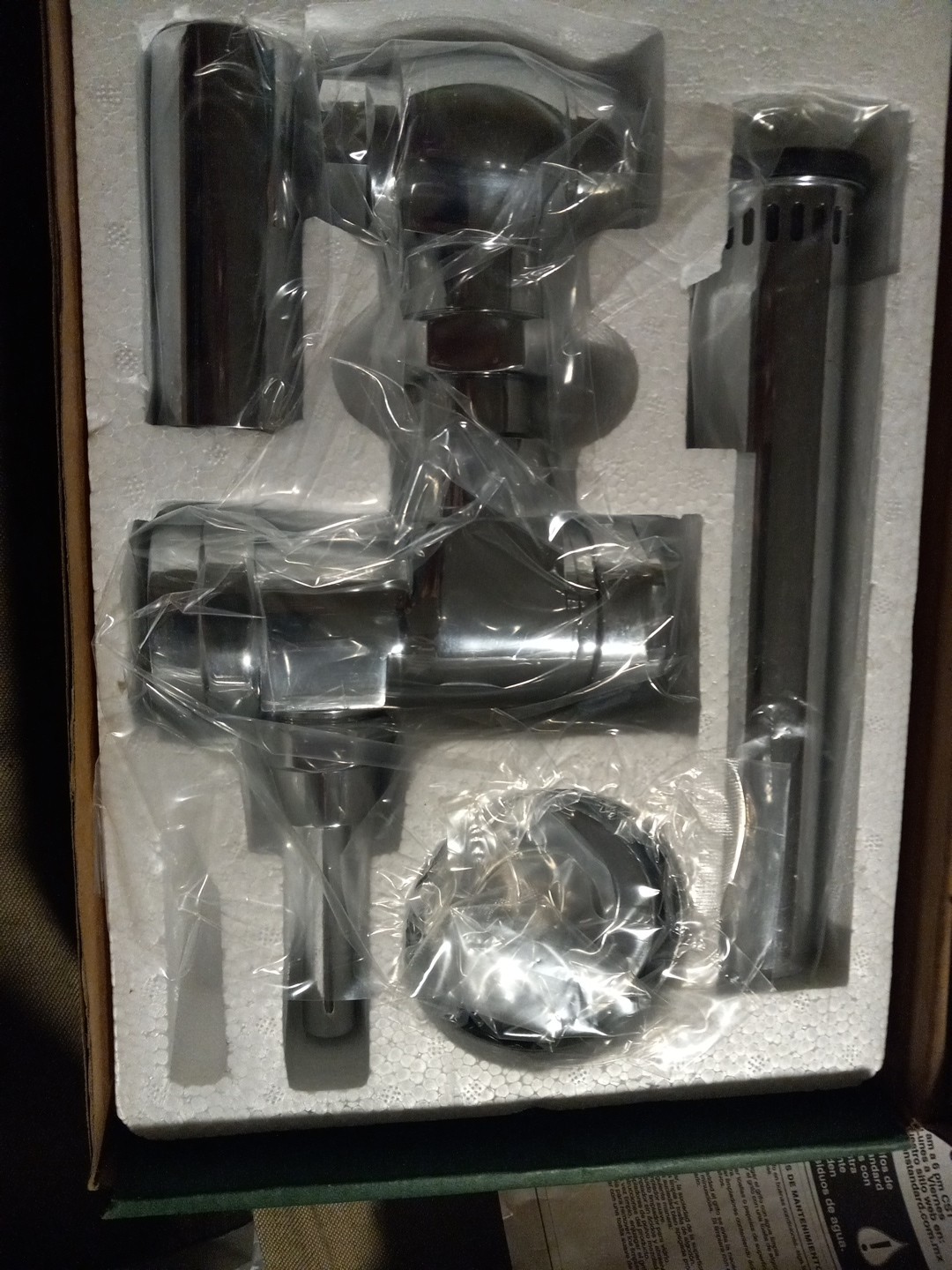 American Standard 6047.161.002 1.6 GPF Manual FloWise Flush Valve – Chrome