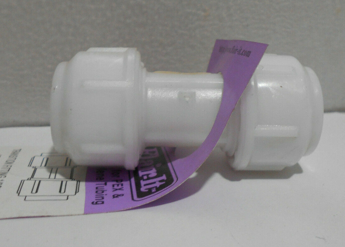 Lot of 5 New Flair-It 1/2 in. PEX x 1/2 in. Dia. PEX Couplings 16343